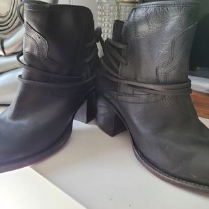 Freebird by Steven Casey black boot